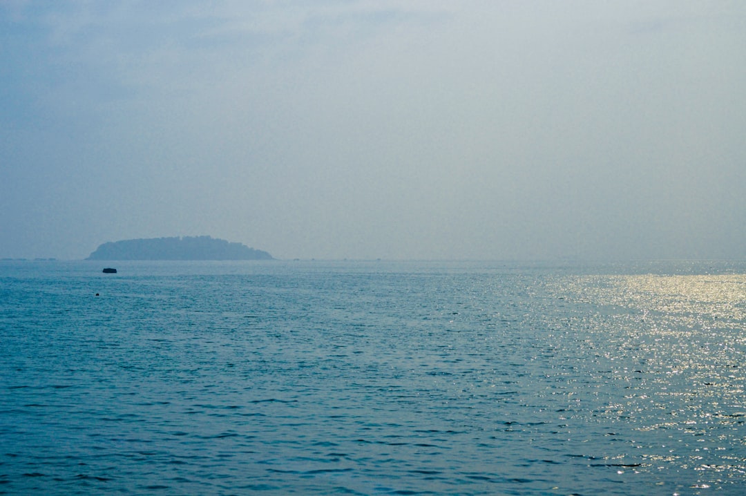 Havran Bölgesi Özel Seçiminde Sürdürülebilirlik - havran coastal view