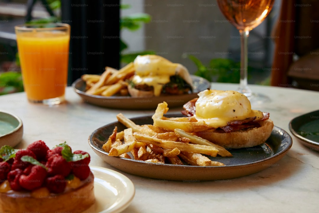 Meyvemsi Yoğun Erken Hasat Zeytinyağının Aromatik Yolculuğu - tasting table