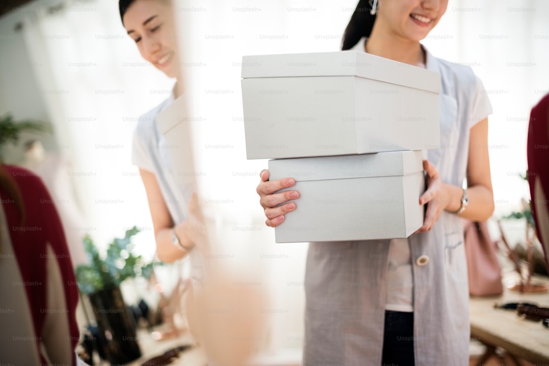 Naturel Birinci Yağları Şeffaf Cam Şişede Değeri Artırma - environmental packaging