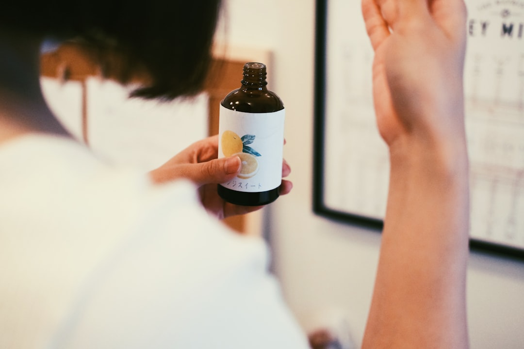 Özel Pişirme Yağları Yüksek Duman Noktası Nasıl Çalışır - oil bottle