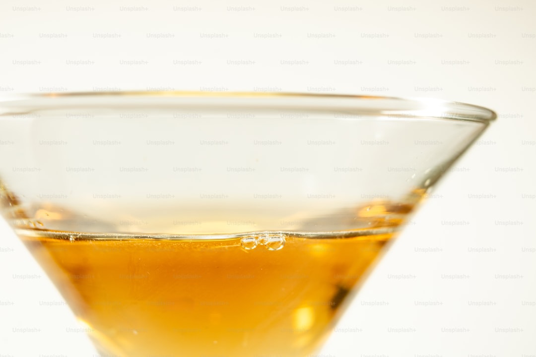 Sıfır Sıcaklıkta Çekilen Zeytinyağının Porsiyon Kontrolü ve Saklama Yöntemleri - olive oil extraction