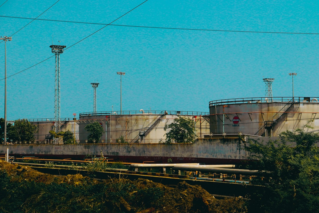 Sızma Zeytinyağının Çelik Tanklarda Soğuk Sıkım Yöntemi - steel tank