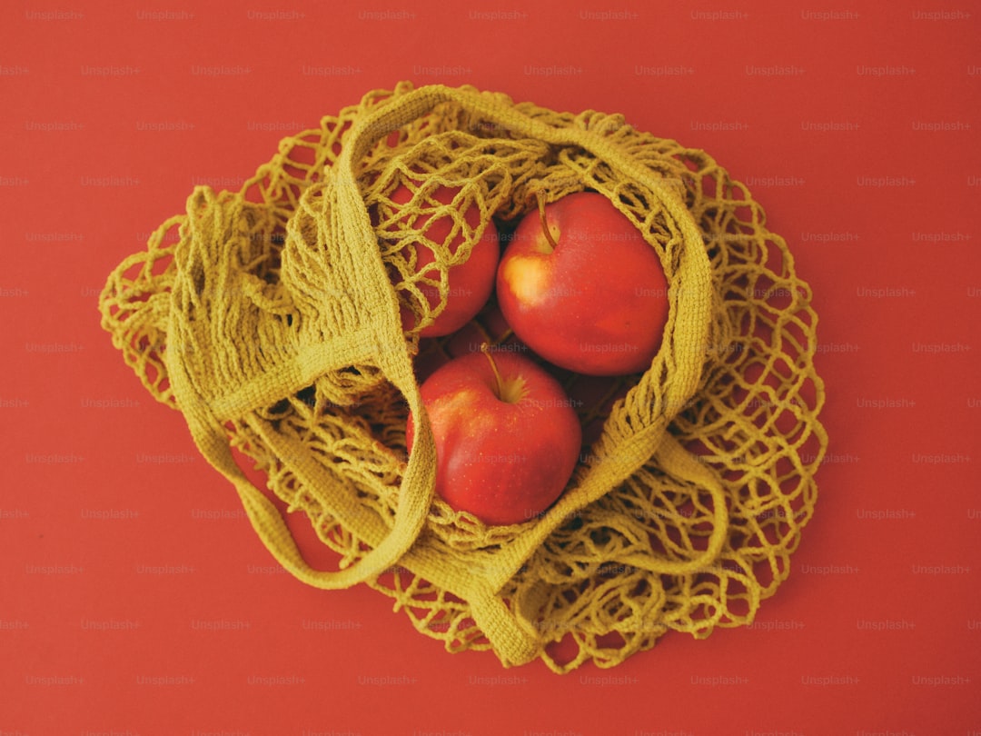 Soğuk Sıkım Sürecinde Doğal Aromaların Korunması - zeytin tarlası