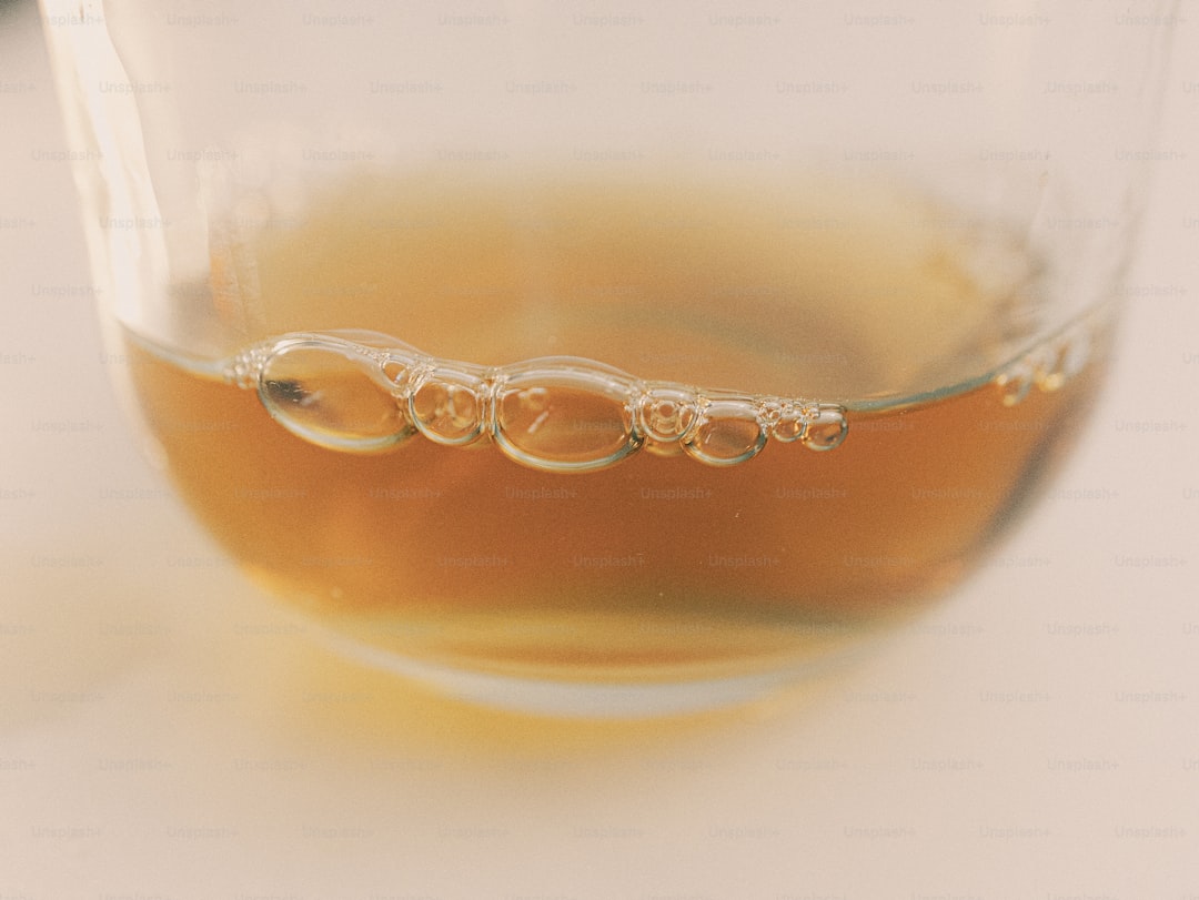 Soğuk Sıkım Zeytinyağında Karbonil Öle Birikimi - olive oil test